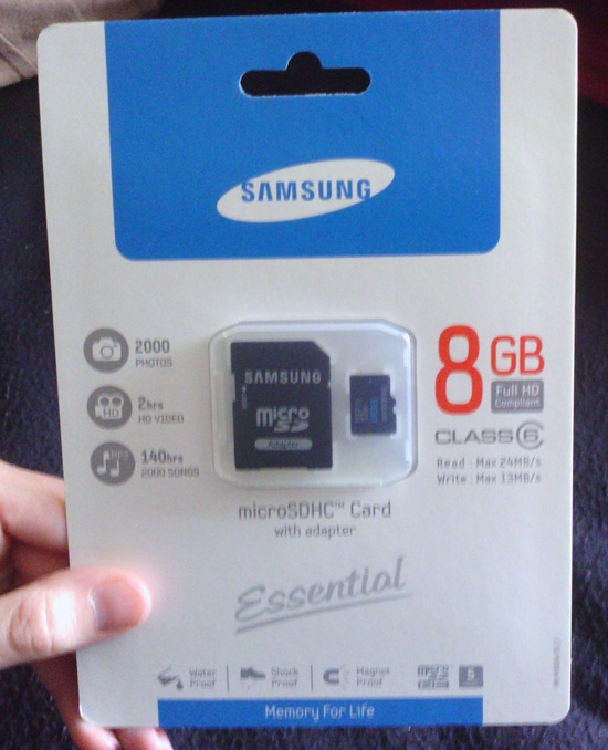 Retail packaging for the Samsung Essential micro SD card