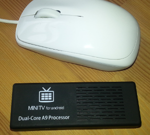 MK808 compared to a mouse