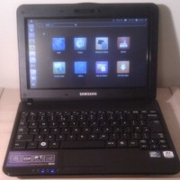 The Samsung NB30 running Ubuntu